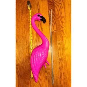 lot set of three Blow Mold 20" Pink Flamingos Plastic Yard Decoration incl. legs